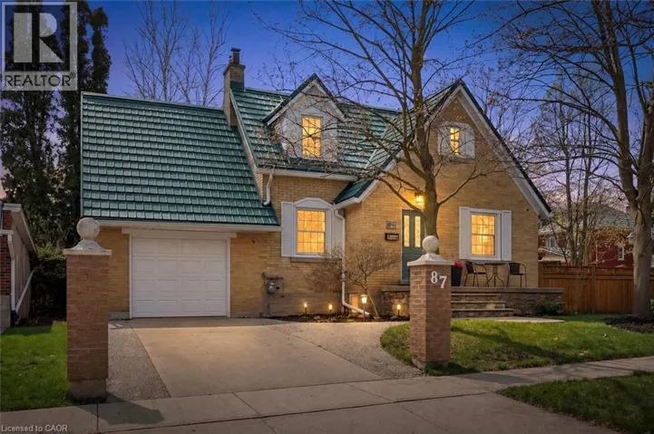 87 LYDIA Street, Kitchener, Ontario N2H1V6