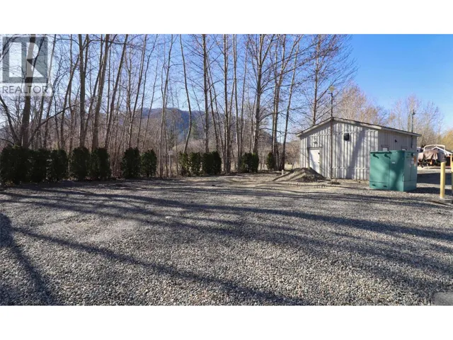 2633 Squilax Anglemont Road Unit# 7, Lee Creek, British Columbia V0E1M4