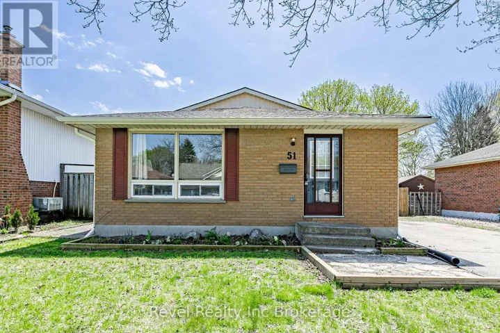 51 VAN NORMAN DRIVE, Tillsonburg, Ontario N4G4S9