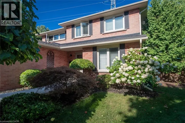 2098 EDGEBANK Court, Burlington, Ontario L7M2S9