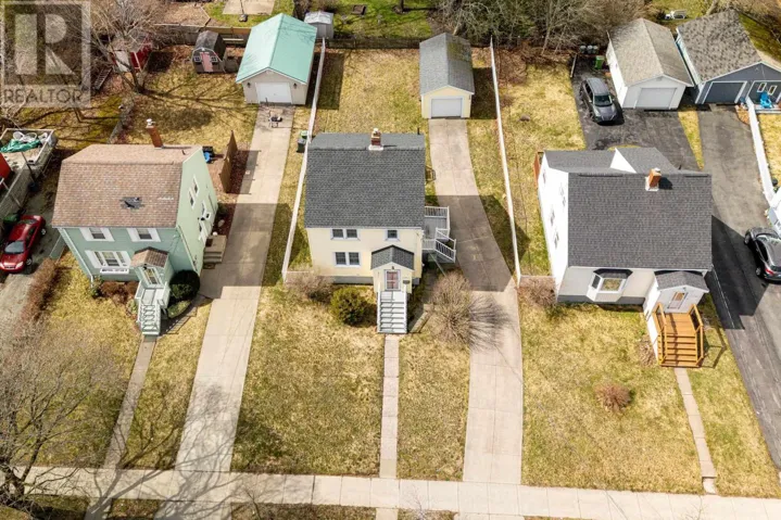 3058 Connaught Avenue, Halifax, Nova Scotia B3L3A4