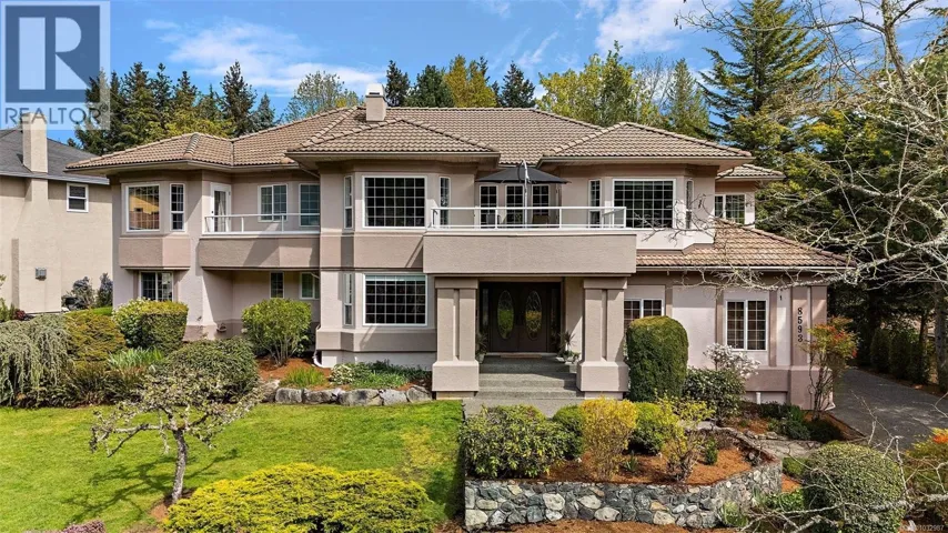 8593 Kingcome Cres, North Saanich, British Columbia V8L5C4