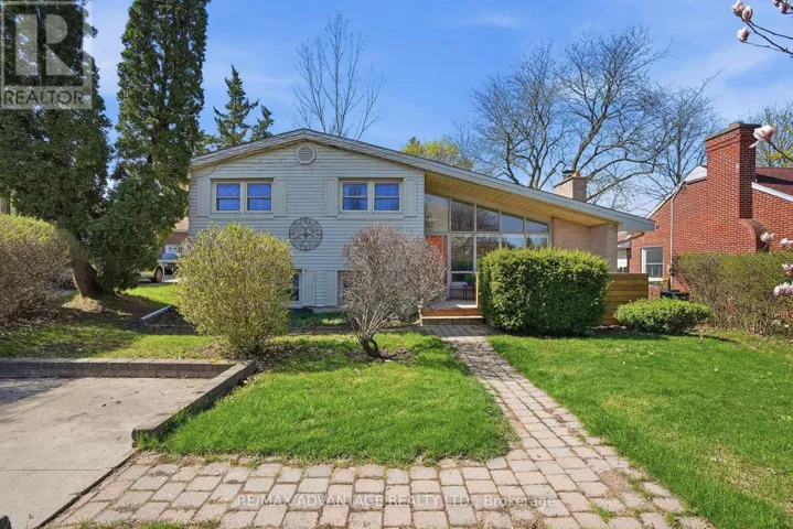 5 MOUNTSFIELD DRIVE, London South (South G), Ontario N6C2S3