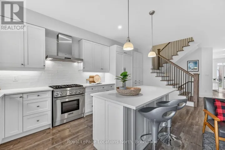199 YELLOW BIRCH CRESCENT, Blue Mountains, Ontario L9Y0Z3