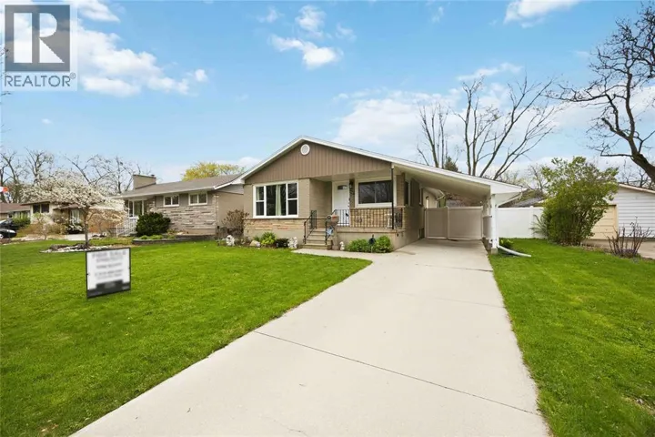 1010 MEIGHEN CRESCENT, Sarnia, Ontario N7S1A8