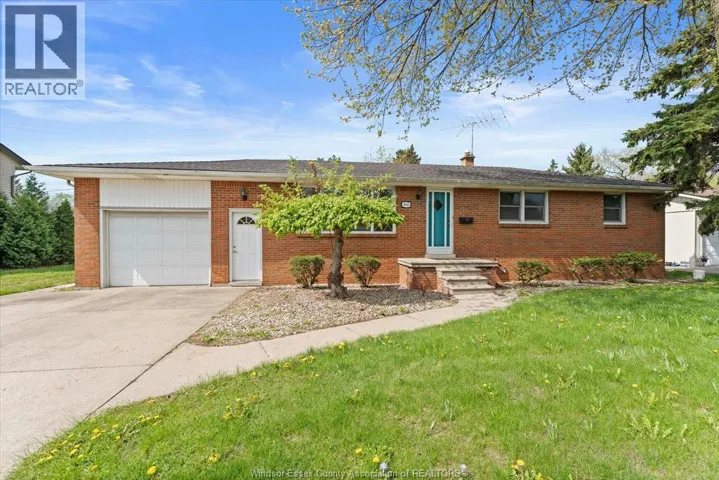 4045 DOUGALL, Windsor, Ontario N9G1X4