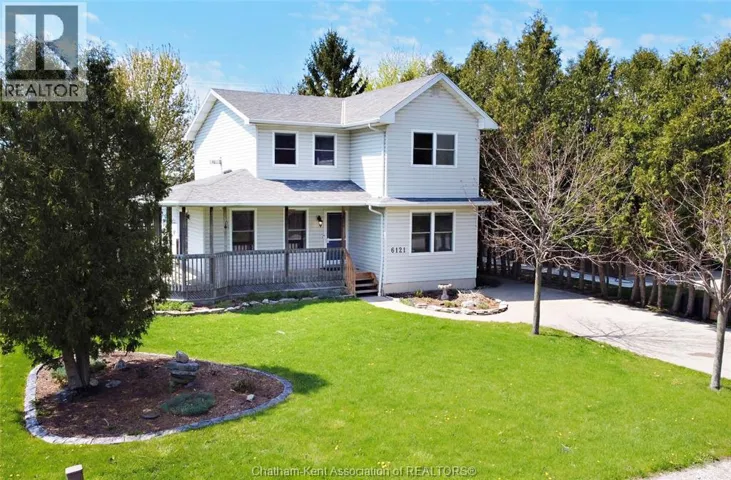 6121 Emerson AVENUE, Comber, Ontario N0P1J0