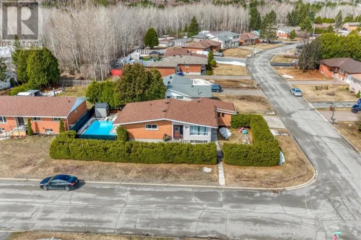 2 Gloria Avenue, Sudbury, Ontario P0M1N0
