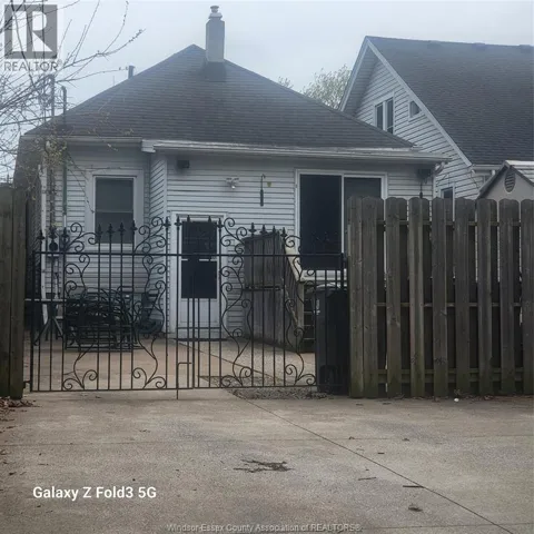 2024 OTTAWA STREET Unit# BACK, Windsor, Ontario N8Y1R7
