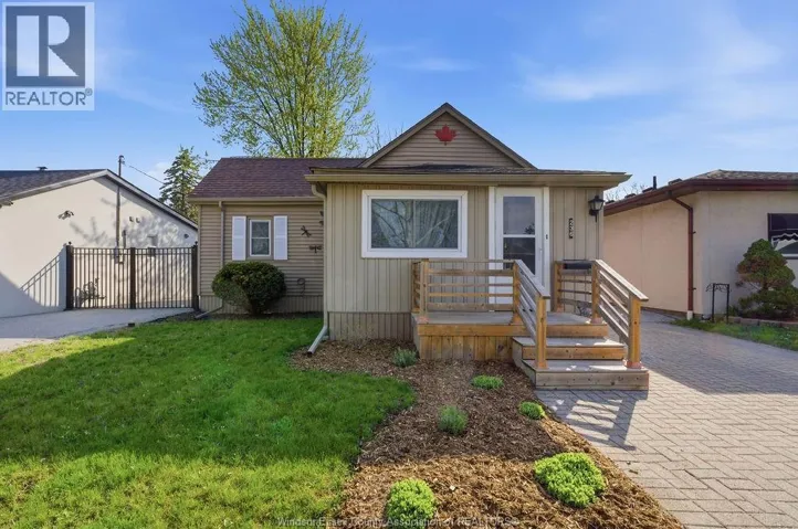 236 FRANK AVENUE, Windsor, Ontario N8S3N8