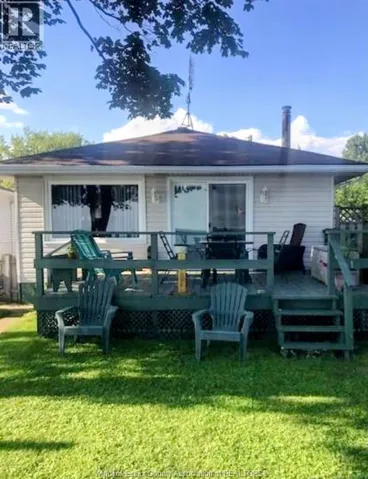 523 LYPPS BEACH, Colchester, Ontario N0R1G0