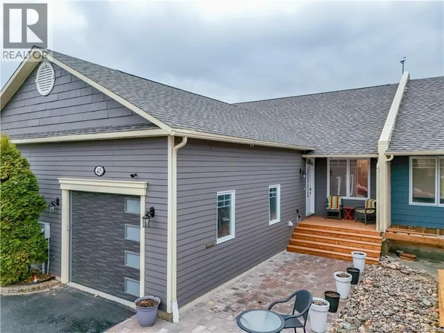 48 Waterford Lane, Fredericton, New Brunswick E3A0E2