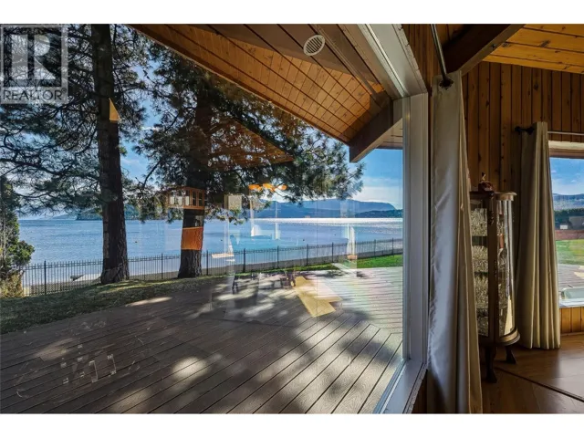 1322 & 1318 Deodar Road, Scotch Creek, British Columbia V0E1M5