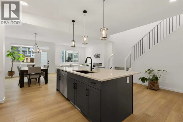 50 Royston Terrace NW, Calgary, Alberta T3L0K2