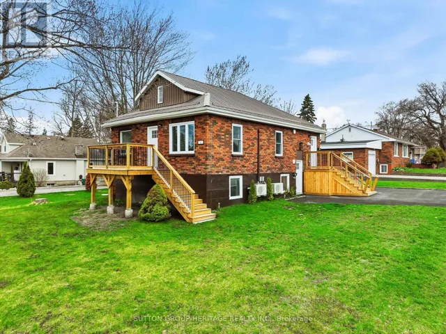 UPPER - 164 DIXON DRIVE, Quinte West (Trenton Ward), Ontario K8V1X2