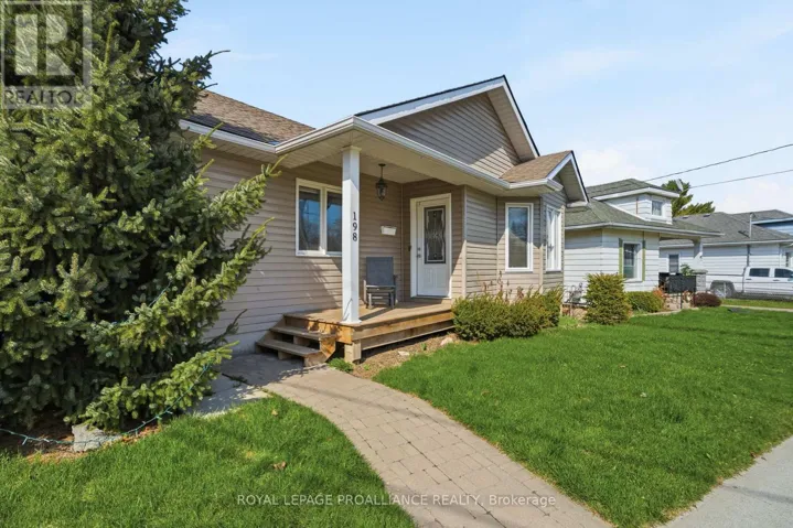 198 MOIRA STREET W, Belleville (Belleville Ward), Ontario K8P1T5