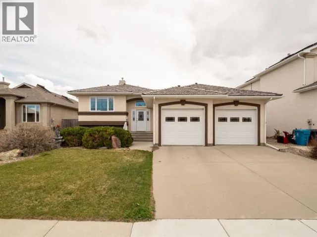 44 Canyon Boulevard W, Lethbridge, Alberta T1K6X6