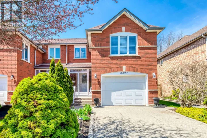 2294 DALE RIDGE DRIVE, Oakville (WT West Oak Trails), Ontario L6M3L5