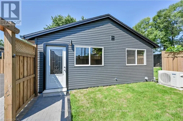 3 - 43 MAHONY AVENUE, Hamilton (Normanhurst), Ontario L8H3C3