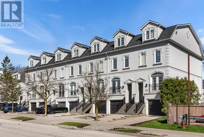 27 BENSON AVENUE, Richmond Hill (Mill Pond), Ontario L4C4E5