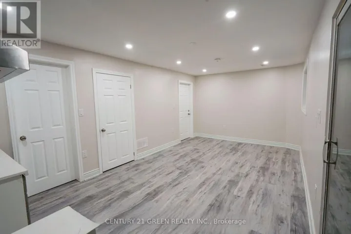 BSMT - 123 KINGSWOOD DRIVE, Brampton (Brampton North), Ontario L6V2X5