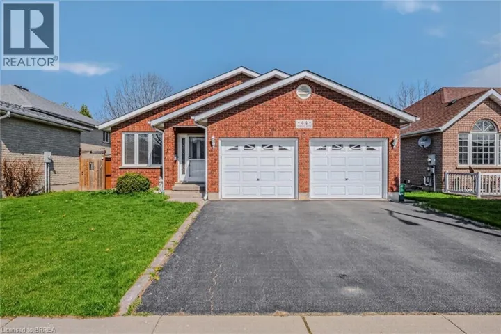 44 DONEGAL Drive, Brantford, Ontario N3T6K8