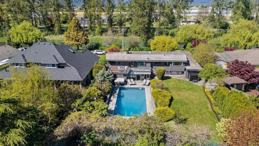 46950 CRABTREE LANE, Little Mountain, Chilliwack, British Columbia V2P3M7