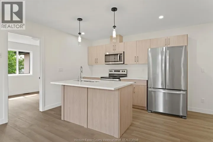 2463-2 FRONT ROAD, LaSalle, Ontario N9J2C5