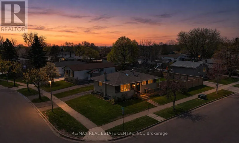 56 ASHBURY AVENUE, London South (South Y), Ontario N6E1T1