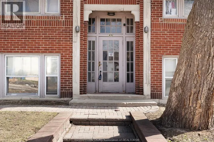 476 Parent Unit# 7, Windsor, Ontario N8M3S1