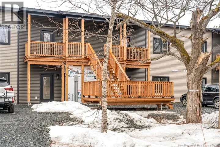 1300 Golden Park Circle Unit# 5, Bathurst, New Brunswick E2A1V1