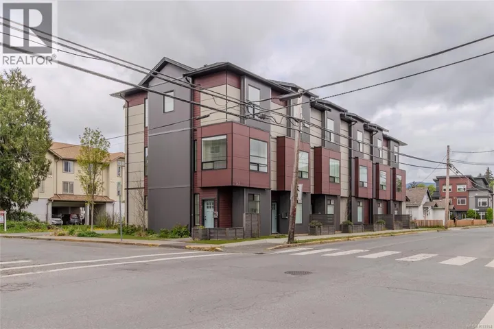 1 545 JUBILEE St, Duncan, British Columbia V9L1X3