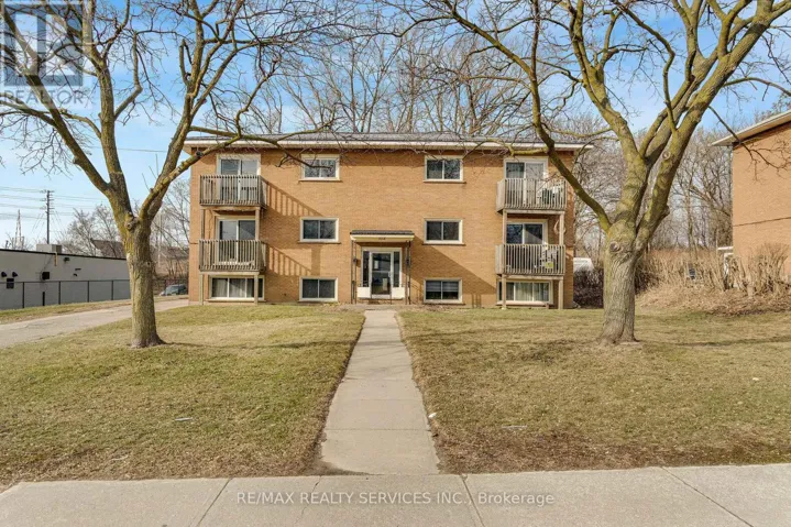 1 - 358 GREY STREET, Brantford, Ontario N3S4X4