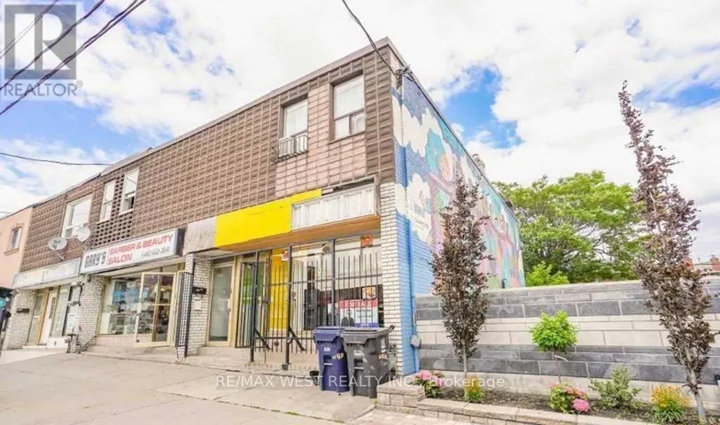 477 OAKWOOD AVENUE, Toronto (Oakwood Village), Ontario M6E2W4
