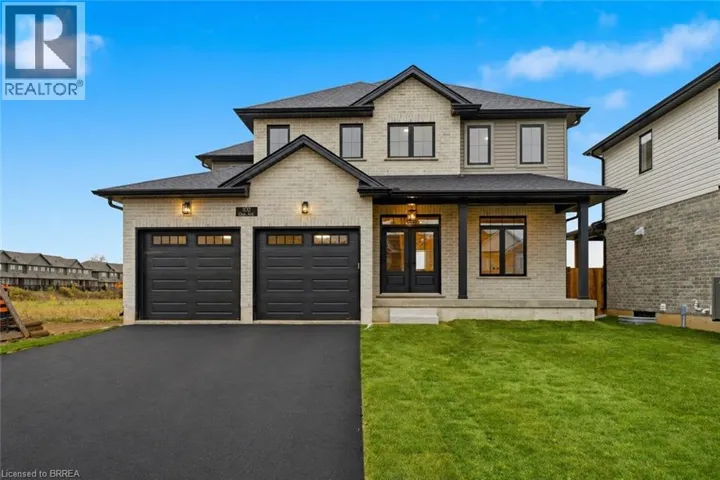 102 OAK Avenue, Paris, Ontario N3L0J6