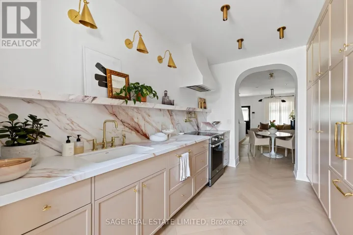 138 LAPPIN AVENUE, Toronto (Dovercourt-Wallace Emerson-Junction), Ontario M6H1Y5