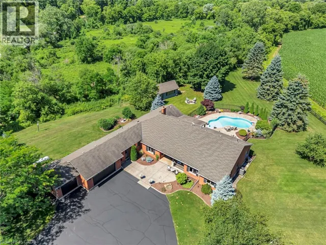999 W GOVERNORS Road W, Paris, Ontario N3L3E3