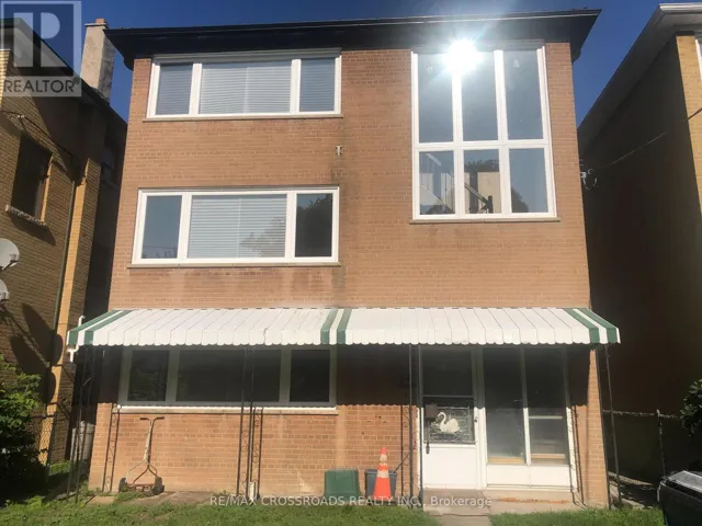 2 - 25 GLENSIDE AVENUE, Toronto (Greenwood-Coxwell), Ontario M4L2T6