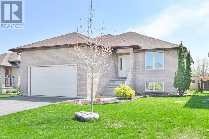 24 FREEDOM CRESCENT, Quinte West (Sidney Ward), Ontario K8V0C1