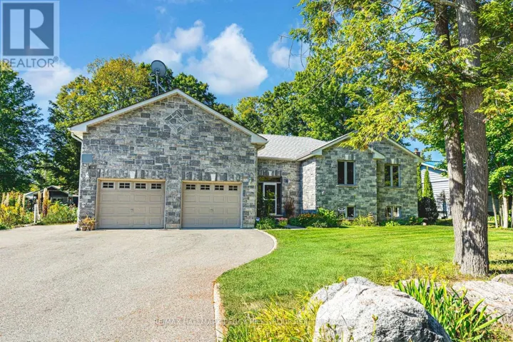 122 TROUT LANE, Tiny, Ontario L9M0J1