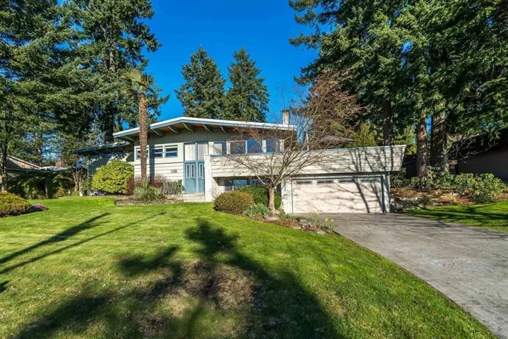 6572 KEMPSON CRESCENT, Delta, British Columbia V4E1R5