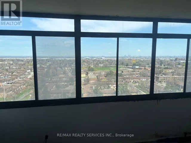 1605 - 18 KNIGHTSBRIDGE ROAD, Brampton (Queen Street Corridor), Ontario L6T3X5