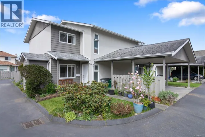 7 400 Culduthel Rd, Saanich, British Columbia V8Z1G1