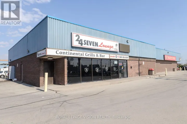 4 - 106 HUMBER COLLEGE BOULEVARD, Toronto (West Humber-Clairville), Ontario M9V4E4