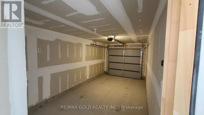 152 - 177 EDGEVALLEY ROAD, London East (East D), Ontario N5V0C5