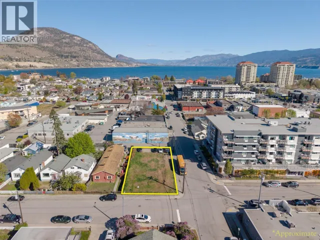 303 Nanaimo Avenue W, Penticton, British Columbia V2A1N8