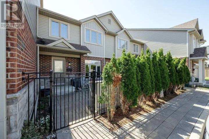 71 - 1061 EAGLETRACE DRIVE, London North (North S), Ontario N6G0T3