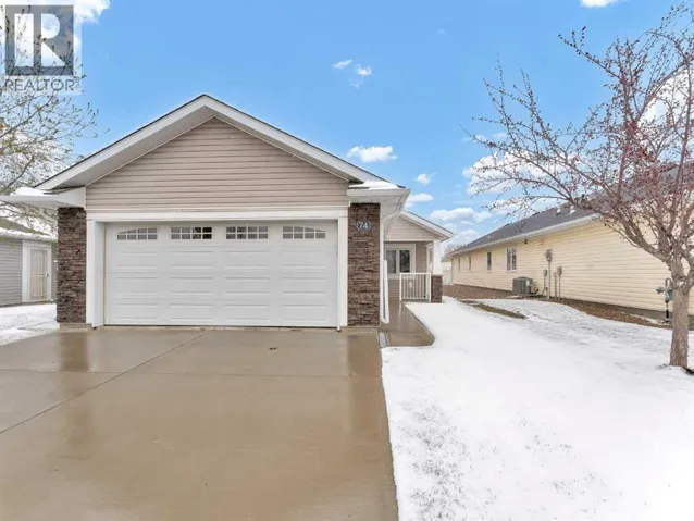 74 Chartwell Place SE, Medicine Hat, Alberta T1B0E4