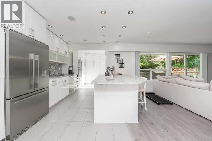 22 9151 FOREST GROVE DRIVE, Burnaby, British Columbia V5A3Z5