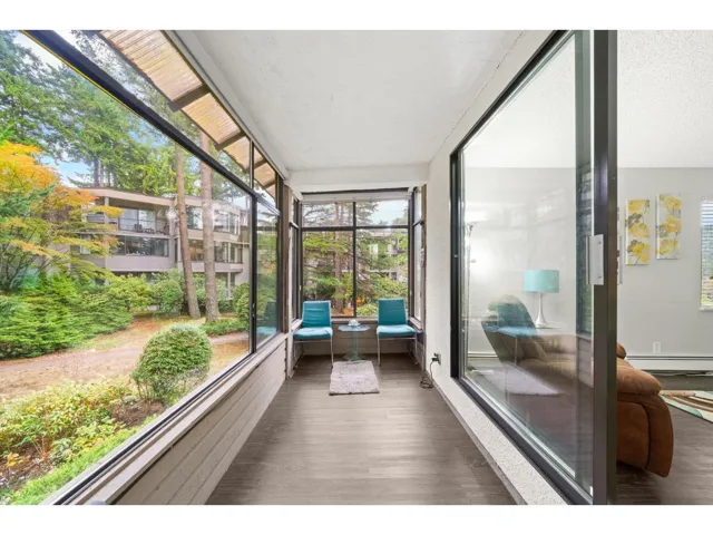 219 1760 SOUTHMERE CRESCENT, Surrey, British Columbia V4A6E5